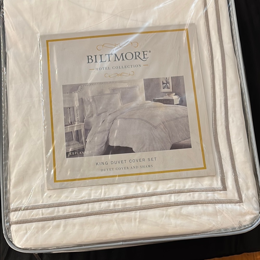 Biltmore King Duvet Cover Set - with Shams/ Elegant White 100% Cotton NWT